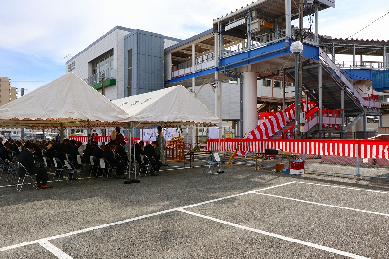波多江駅南北自由通路2