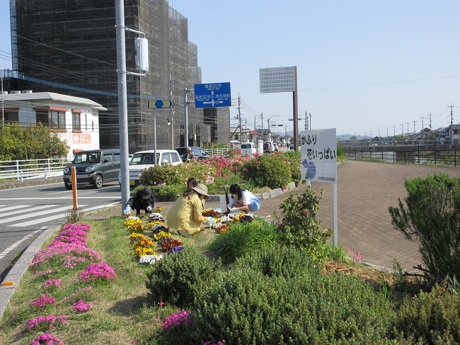 R070419  花いっぱい1