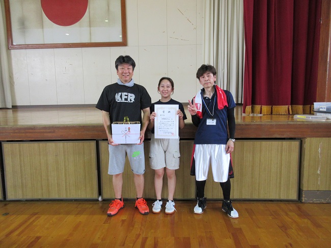 スポ大　バドミントン　三位