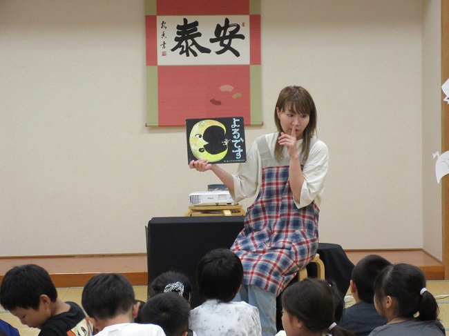 R070718夏の夜のおはなし会1