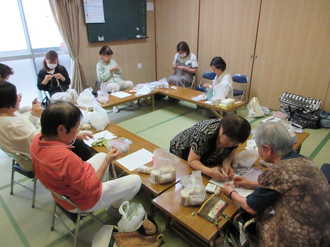 かぎ針編み講座の様子