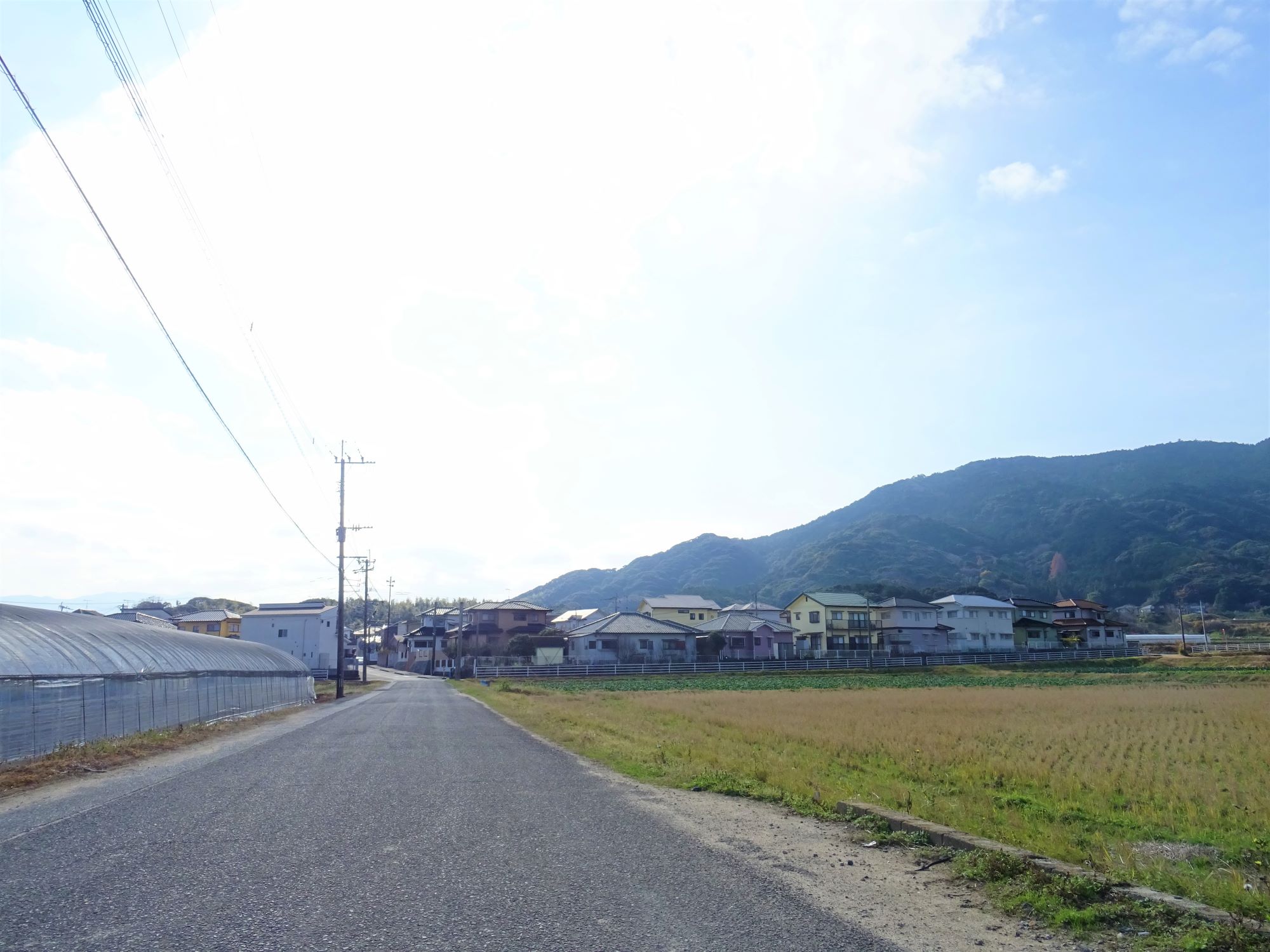 富士見ヶ丘　可也山と住宅地