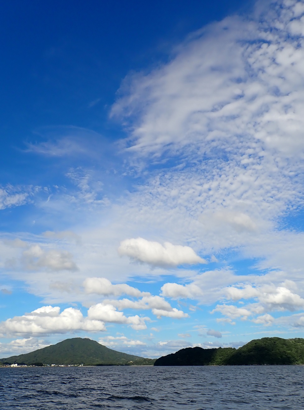 海からの可也山