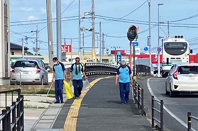 第三土曜日に清掃活動を実施