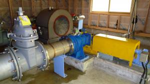 白糸の滝小水力発電所.jpg
